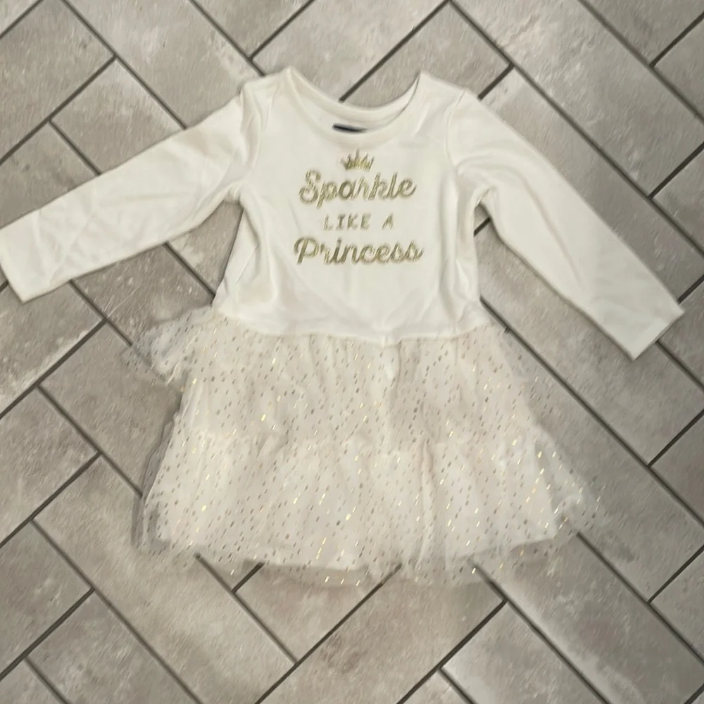Princess Dress - Picture 1 of 3